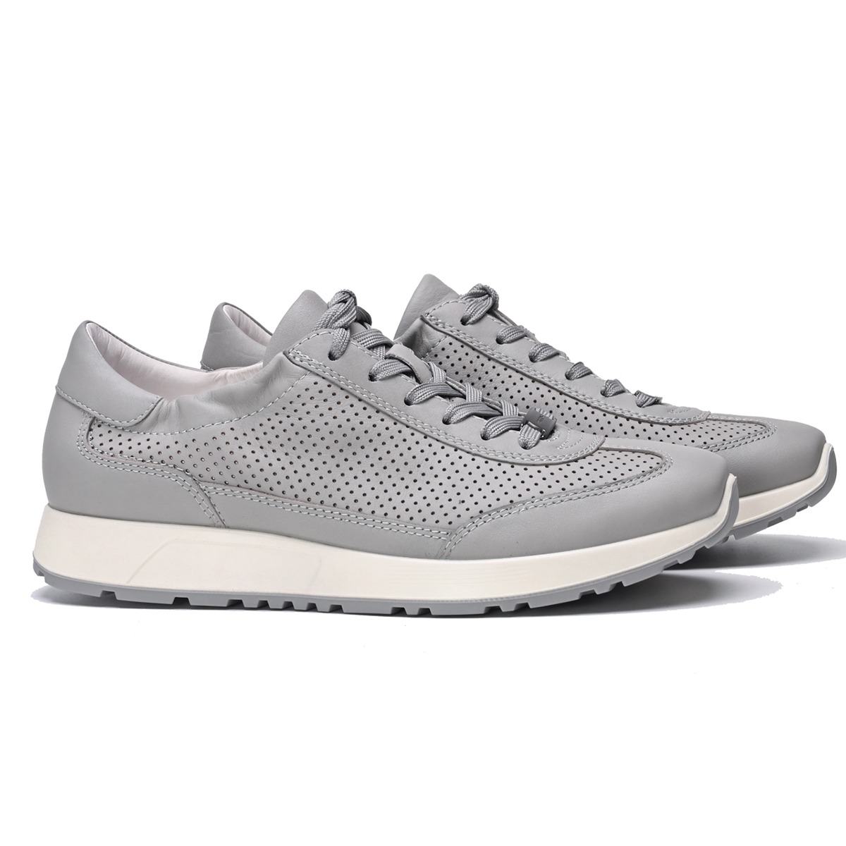 会呼吸的懒人鞋舒适百搭休闲皮鞋春夏透气鞋M62656